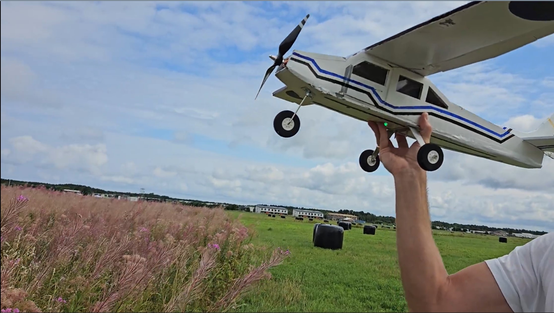 Cessna 182 valmis lendama