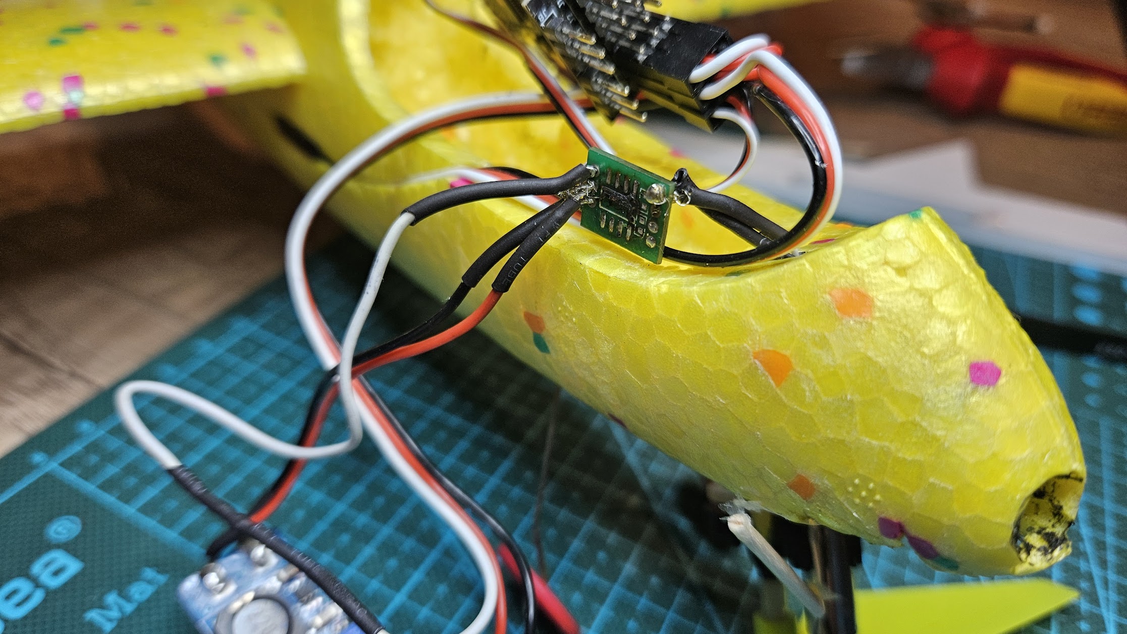 Ghostrider elektroonika lähivaade